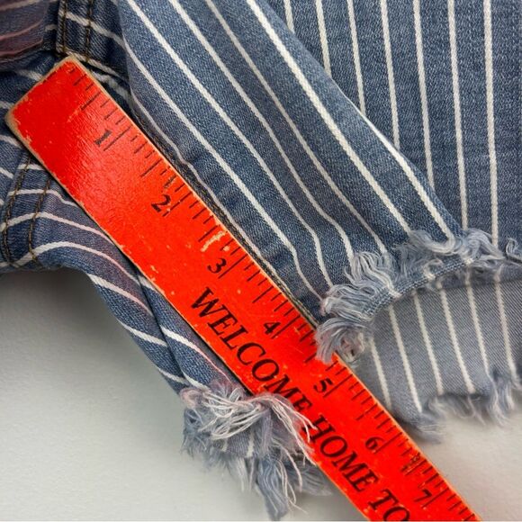 Judy Blue Striped Cutoff High Waist Denim Shorts Raw Hem Stretch JB150027 Sz 1X - Picture 7 of 12